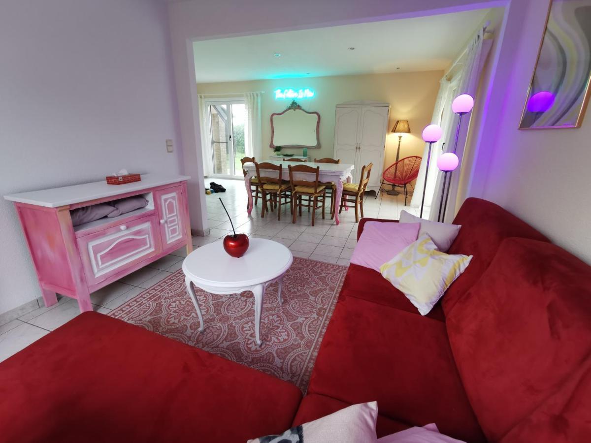 Izzy'S Rainbow House Villa De Haan Bagian luar foto