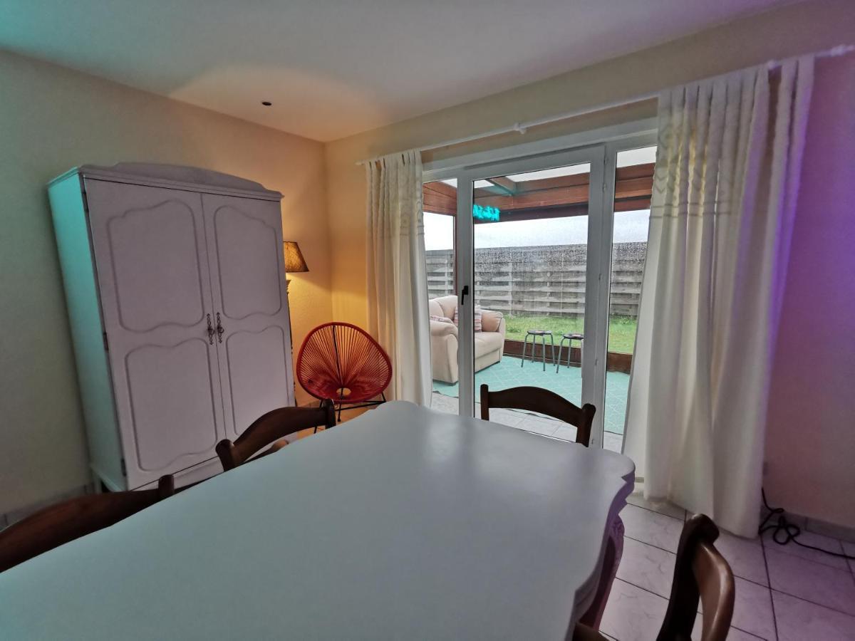 Izzy'S Rainbow House Villa De Haan Bagian luar foto